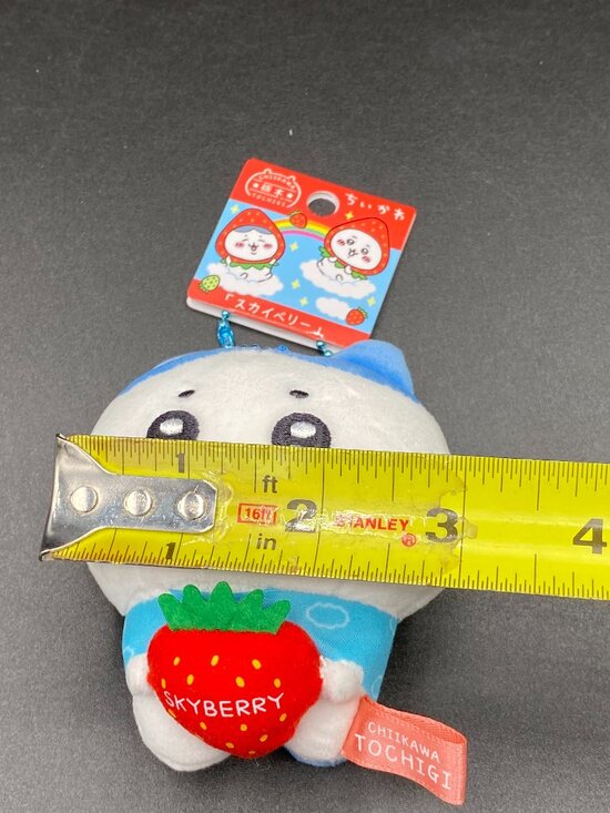 Chiikawa Hachiware Strawberry Keychain Plush Doll Fukuoka Limited Edition NWT - Picture 10 of 11